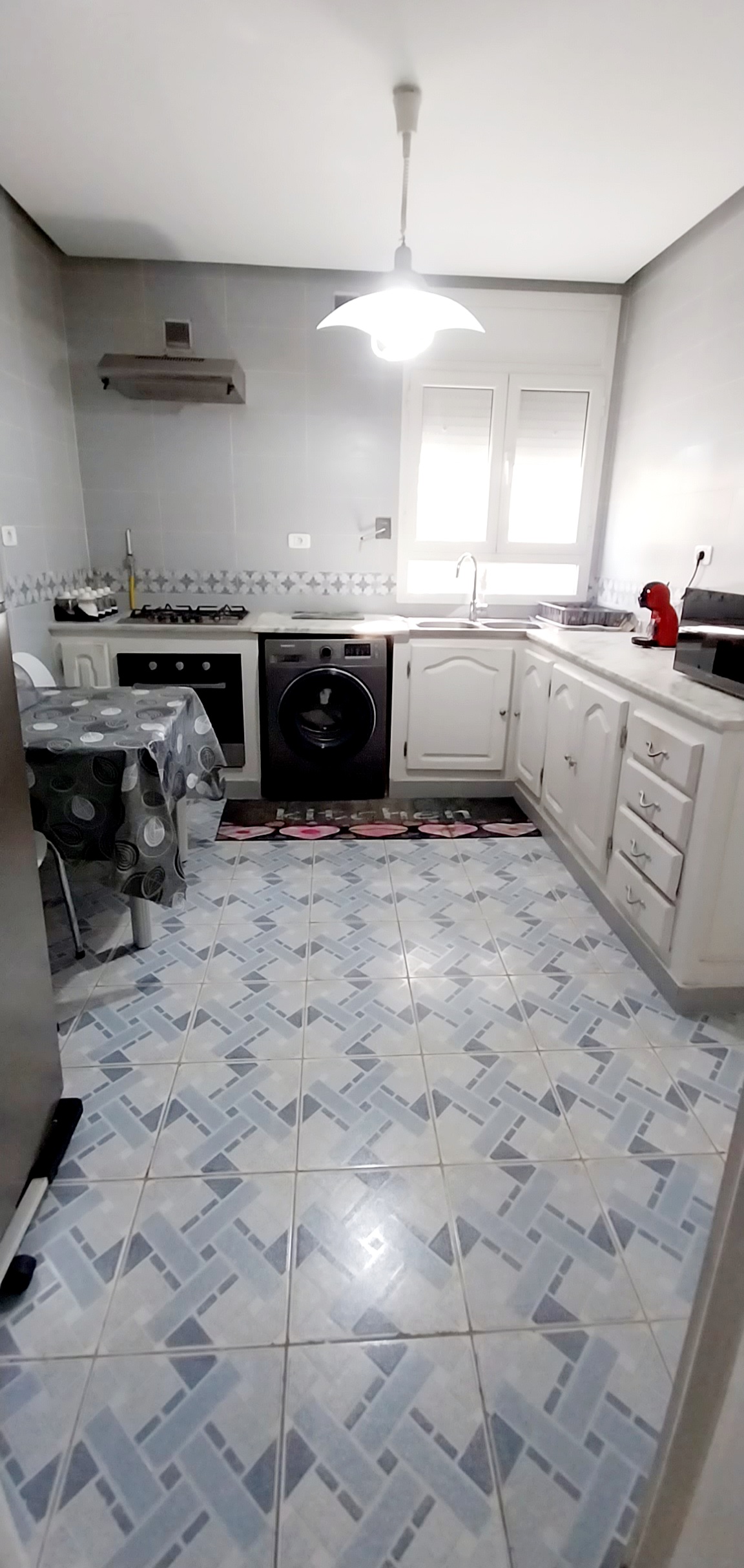 Ariana Ville Ariana Vente Appart. 4 pices Appartement   l'ariana prs de l'hopital el matri