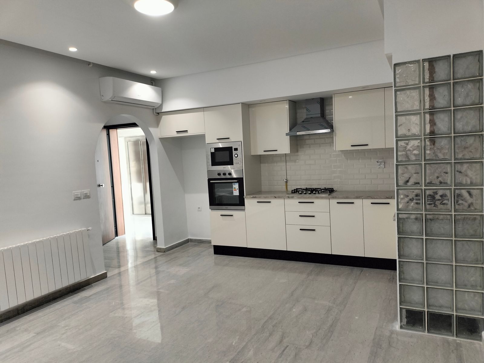 La Soukra Chotrana 1 Vente Appart. 3 pices Appart s2 soukra