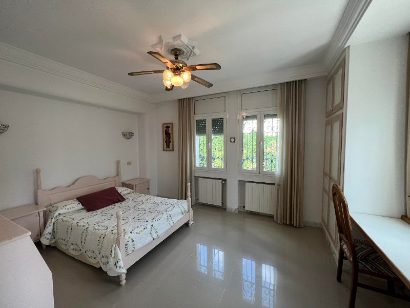 Hammamet Hammamet Vente Maisons V380 villa karam corniche villa h