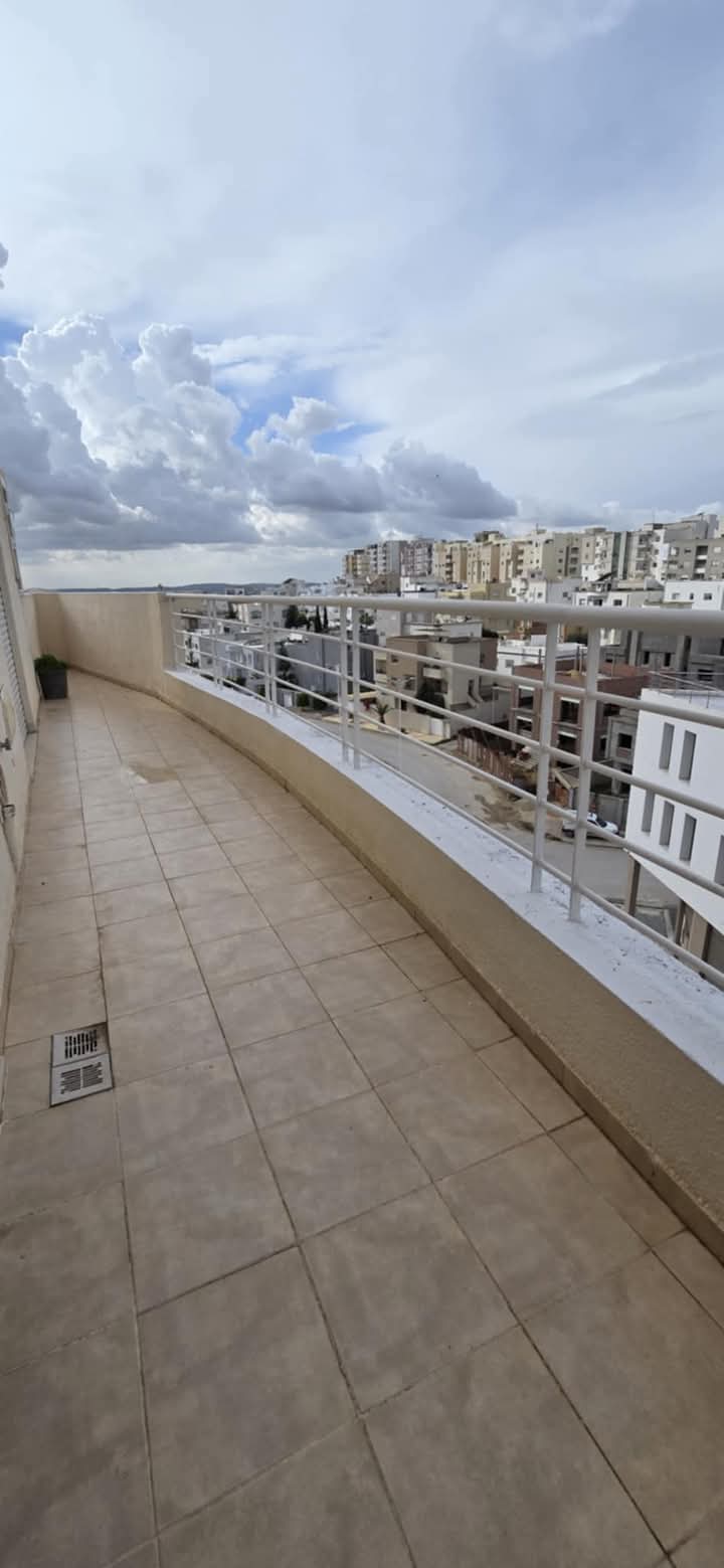 Mnihla Jardins d'el Menzah Vente Appart. 2 pices Rs  jardin manzah 2