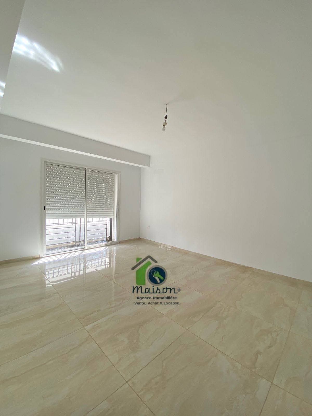 El Mourouj El Mourouj Vente Appart. 3 pices Hs appartement avec place parking sous sol