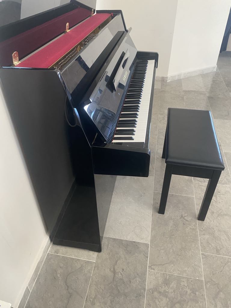 El Menzah Mutuelle Ville Autre Autre Piano yamaha avec banquette