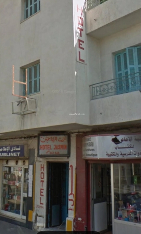 La Medina Bab Djedid Location Surfaces Local commercial grance libre bab djedid