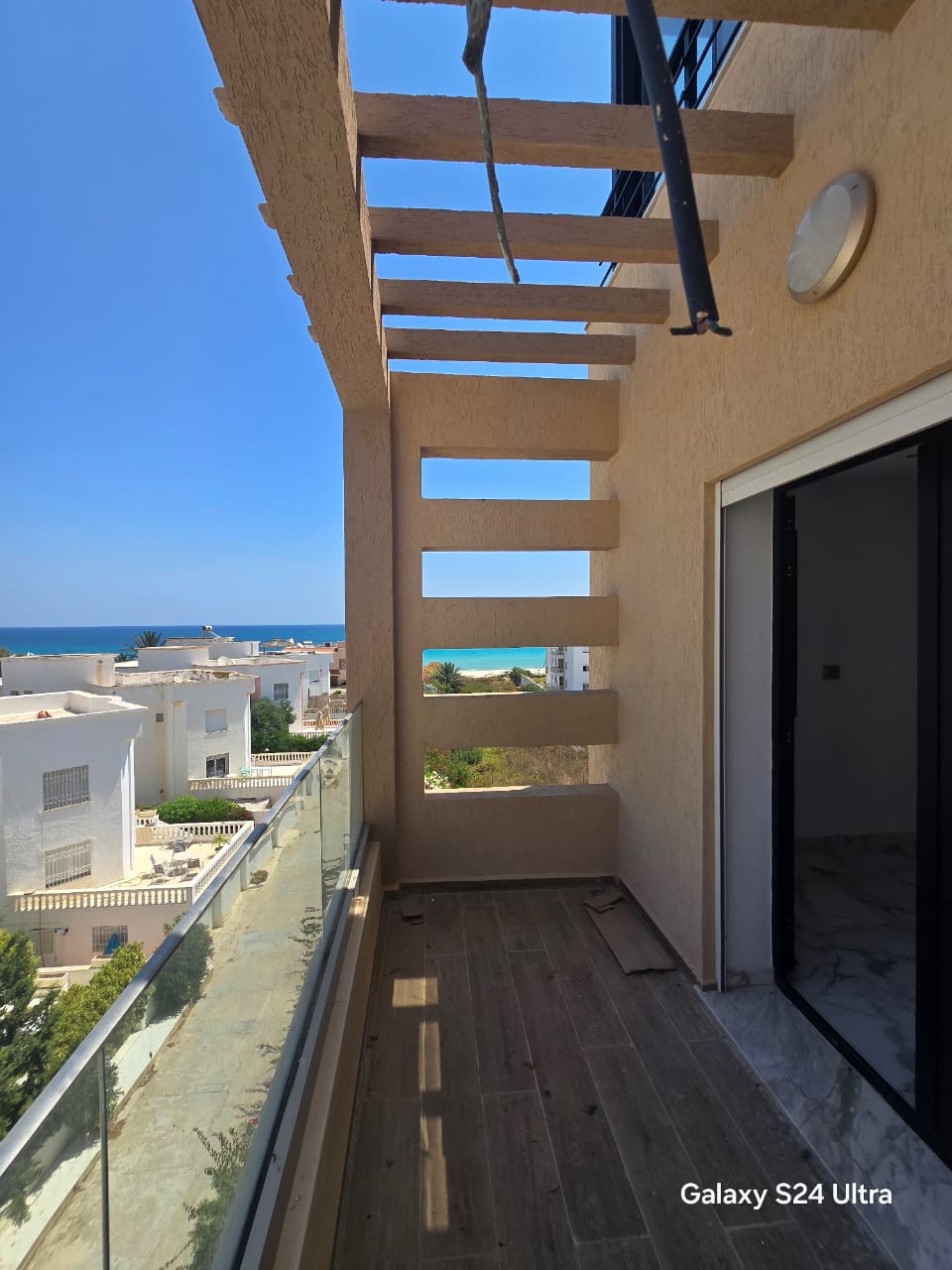 Akouda Chatt Meriem Vente Appart. 4 pices De appartement s1 et s2 luxeuse chatt mariem plage