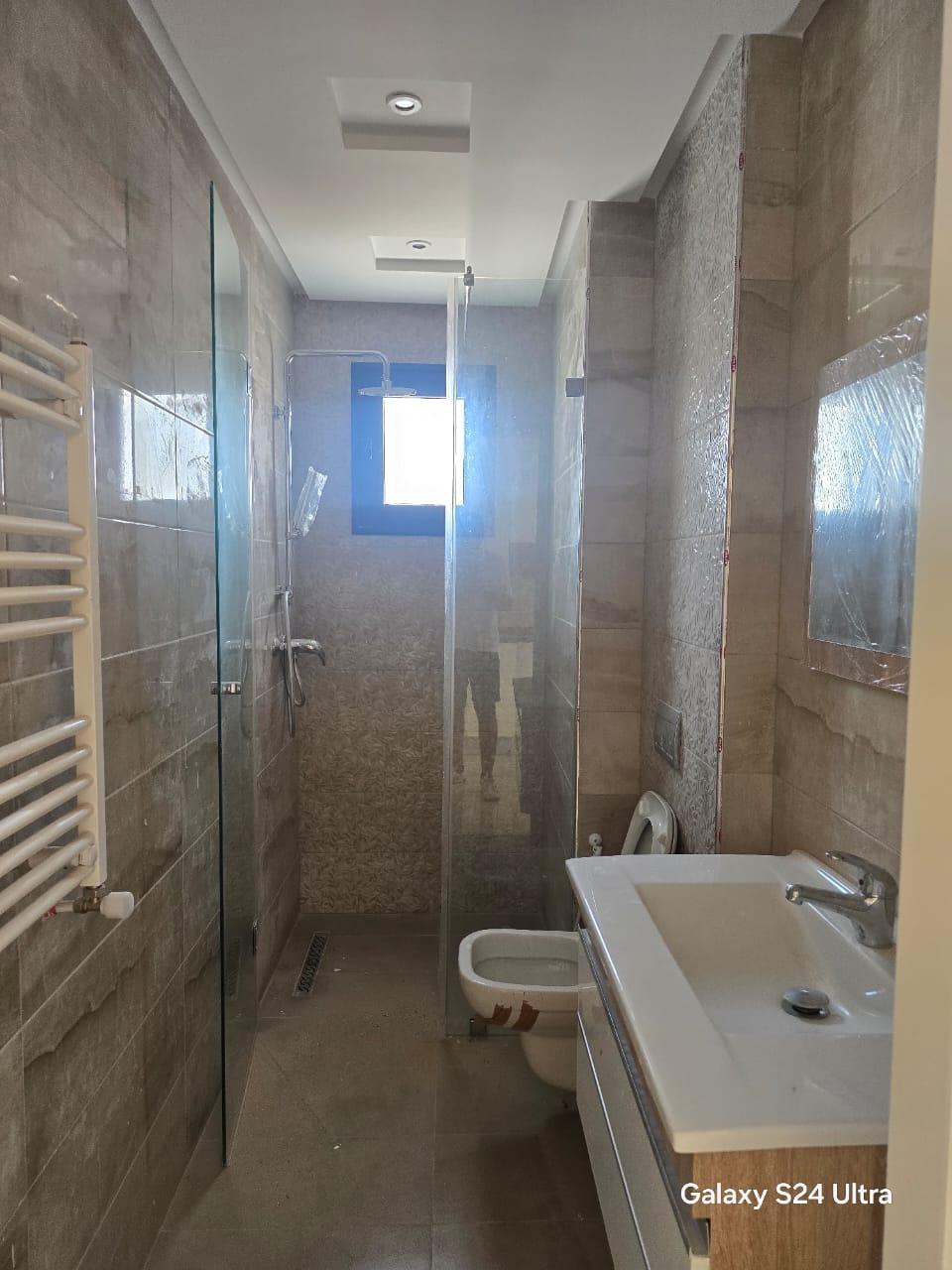 Akouda Chatt Meriem Vente Appart. 4 pices De appartement s1 et s2 luxeuse chatt mariem plage