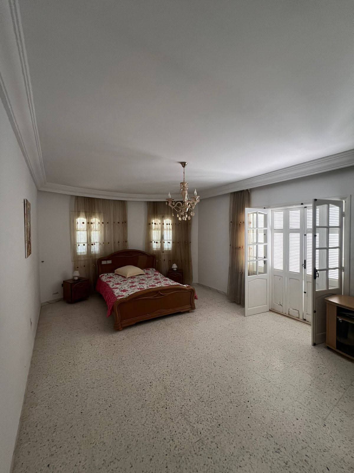 Hammam Sousse El Kantaoui Vente Maisons Spacieuse villa 683m2 de confort et calme kantaoui