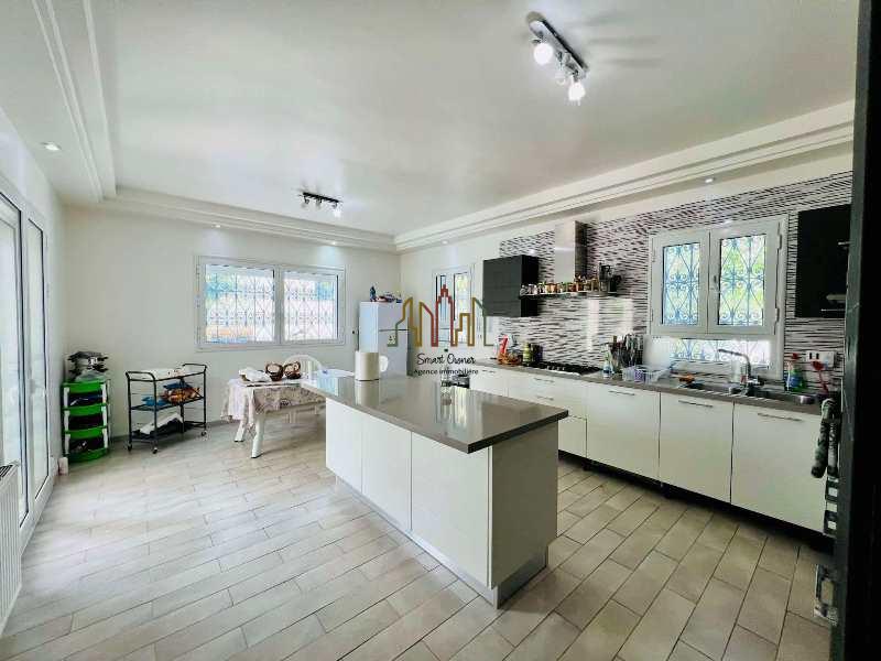 Hammamet Hammamet Vente Appart. 4 pices V169 villa guess villa v