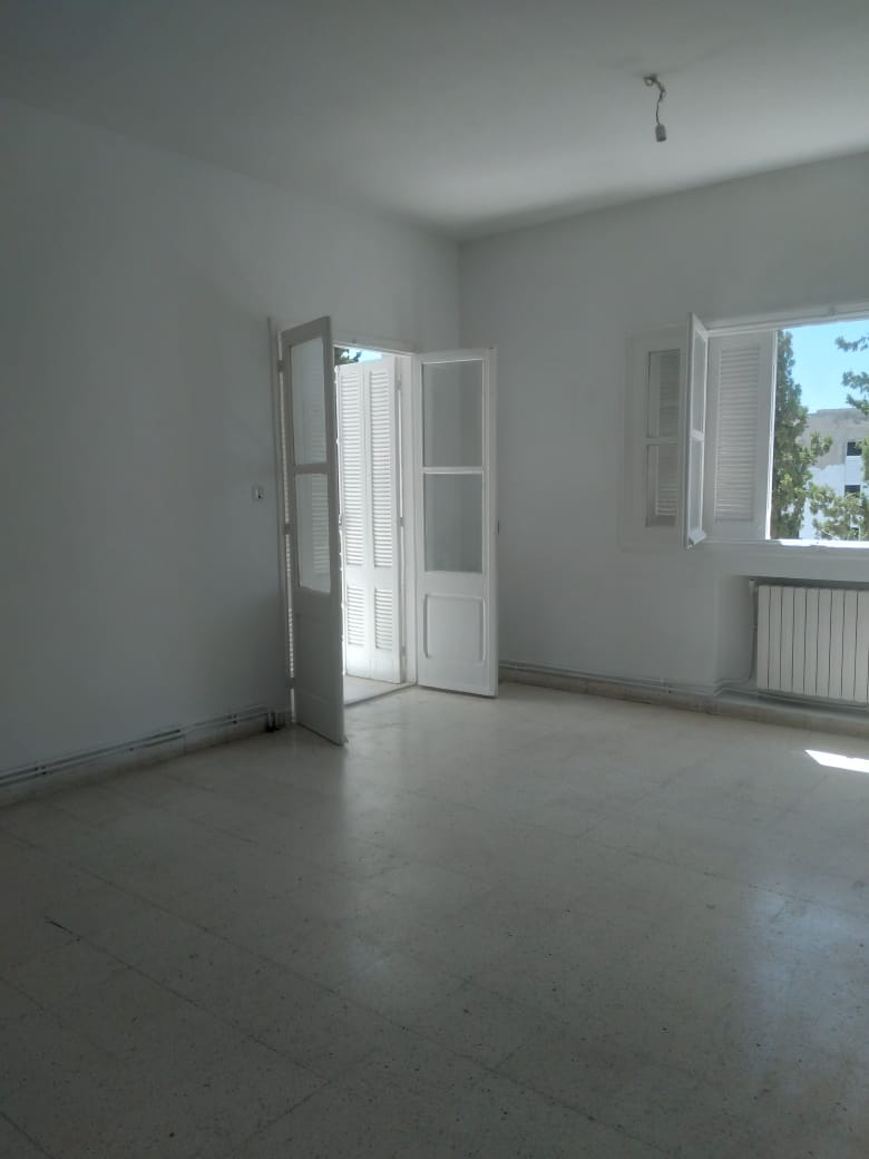 Ariana Ville El Menzah 7 Vente Appart. 4 pices Un joli appartement s3  menzah 7