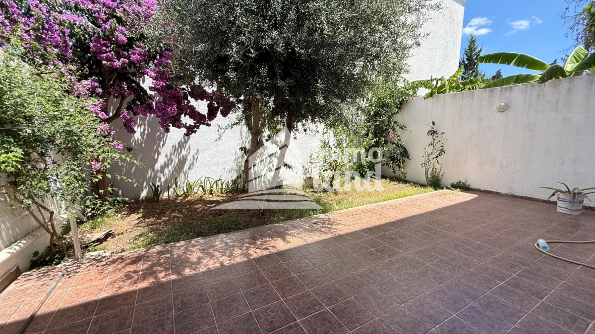 La Marsa Gammart Vente Maisons Triplex s5  gammarth suprieur