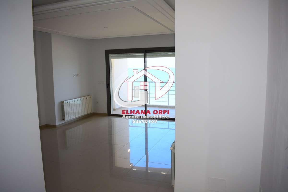 Mahdia Mahdia Vente Appart. 3 pices Appartement s3 pied dans leau front de la mer