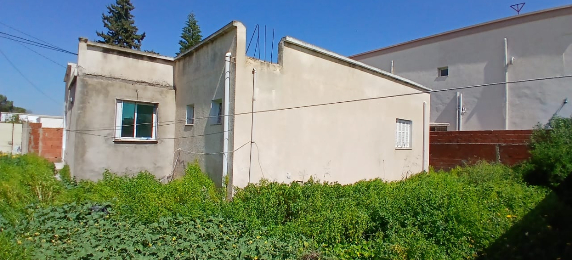 Raoued Borj Touil Vente Maisons Villa borj touil avec jardin