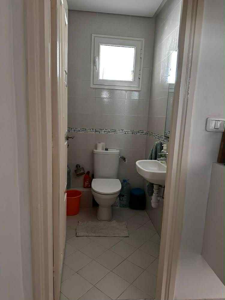La Soukra La Soukra Vente Appart. 4 pices S plus 3 a la soukra wb4260