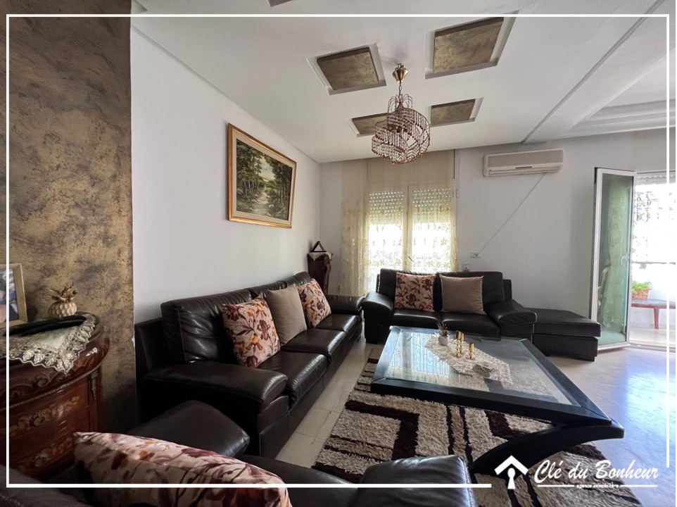 La Marsa El Aouina Vente Appart. 4 pices Appartement s4 spacieux  jardin l'aouina