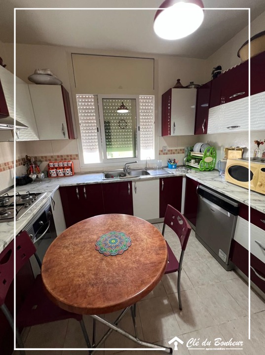 La Marsa El Aouina Vente Appart. 4 pices Appartement s4 spacieux  jardin l'aouina
