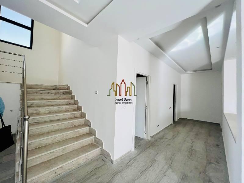 Hammamet Hammamet Vente Appart. 5 pices+ V421 villa tia villa luxe