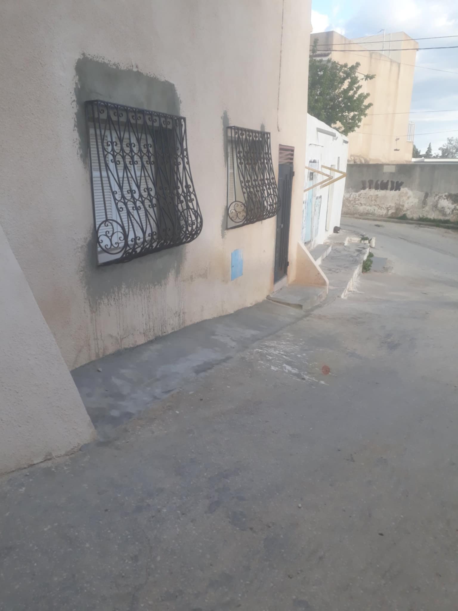 Le Kef Est Le Kef Vente Appart. 3 pices Maison situe  place ali ben aissa kef