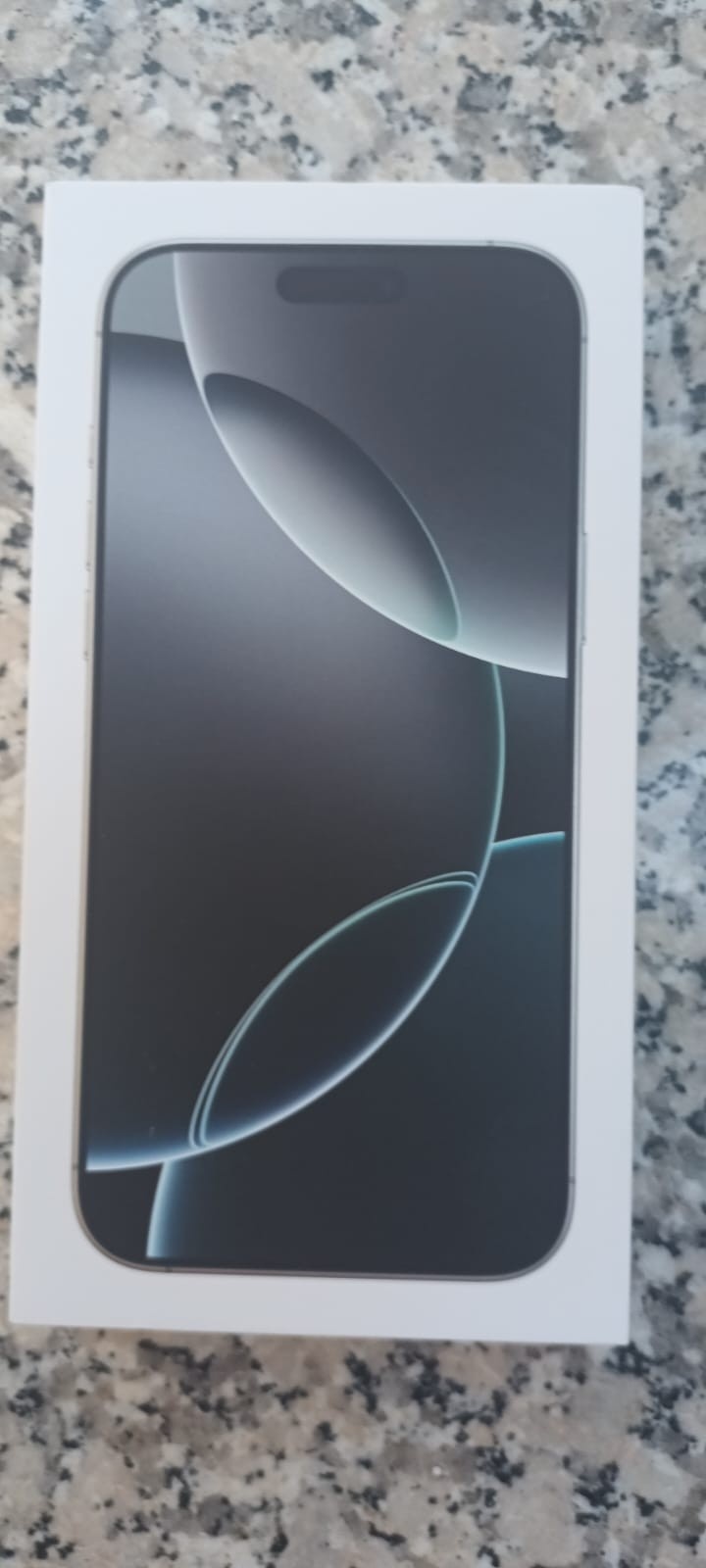 Mannouba Denden Apple - iPhone Autre Modle Iphone 16 pro max cachete