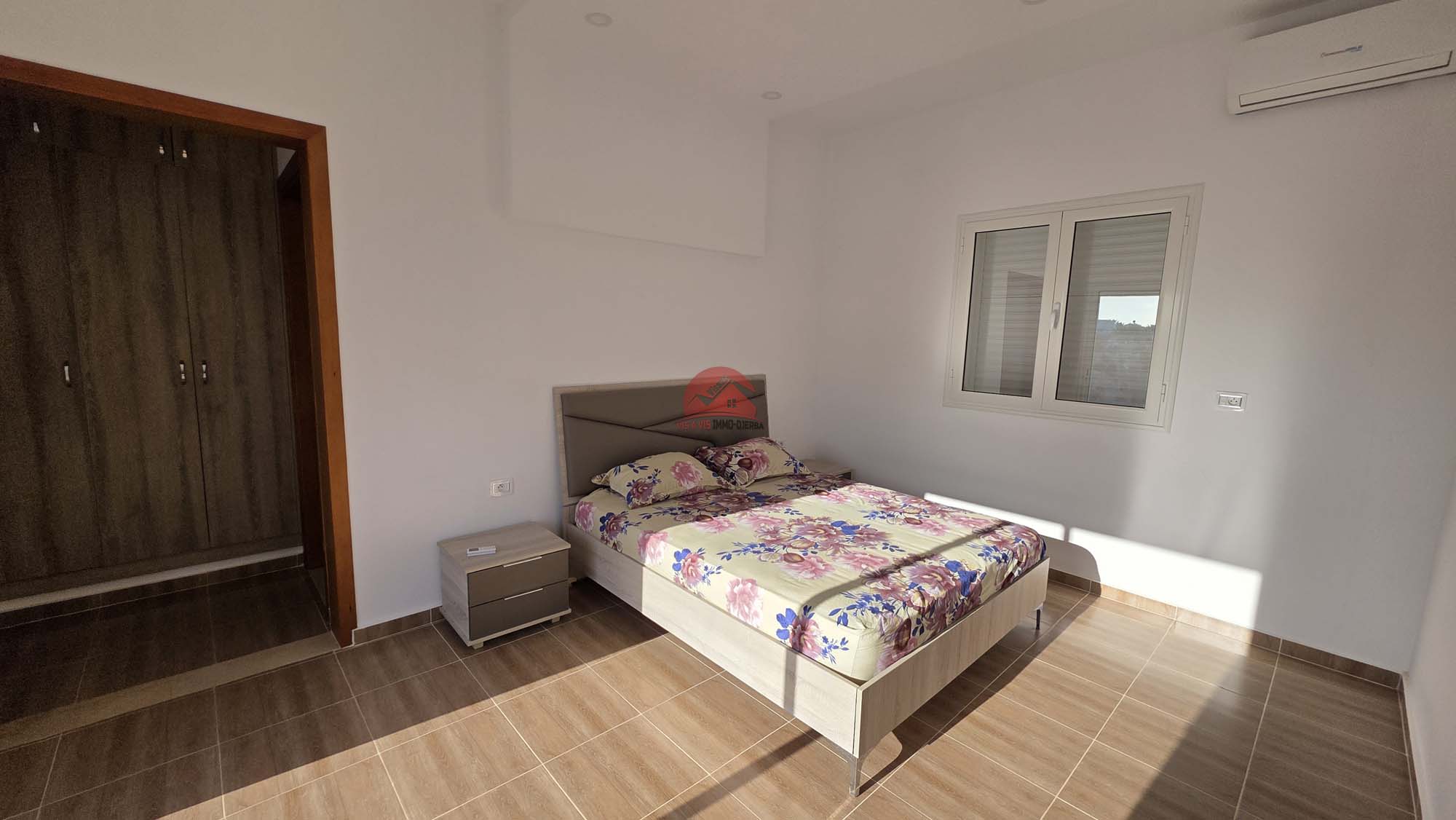 Djerba - Houmet Essouk Djerba  Vente Maisons Villa de plain pied a houmt souk djerba zu v728