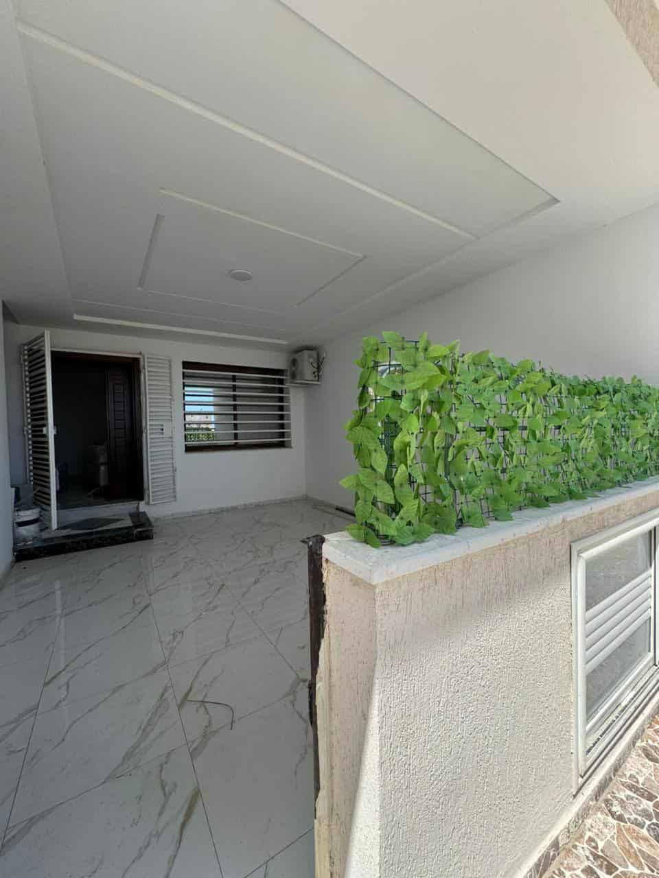 Hammam El Ghezaz&nbsp;Ezzahra&nbsp;Vente&nbsp;Appart. 2 pi�ces&nbsp;Appartement 200 m de la plage � ezzahra kelibia