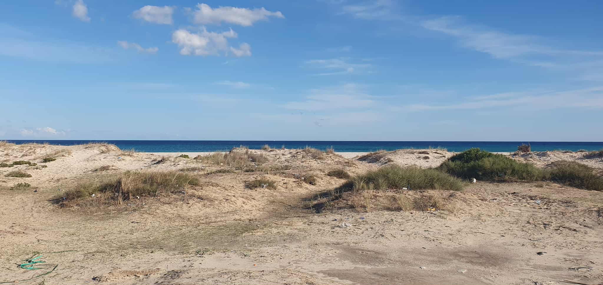 Menzel Temime Menzel Horr Vente Surfaces 2 hectares situ sur la mer menzel horr