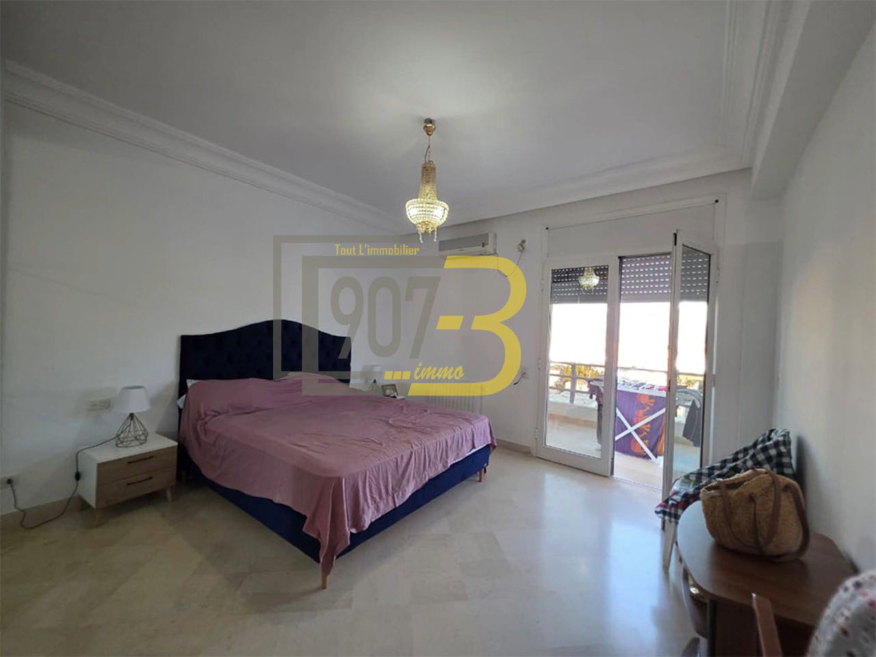 Ariana Ville Cite Ennasr 2 Vente Appart. 3 pices Un appartement s3  cit ennasr