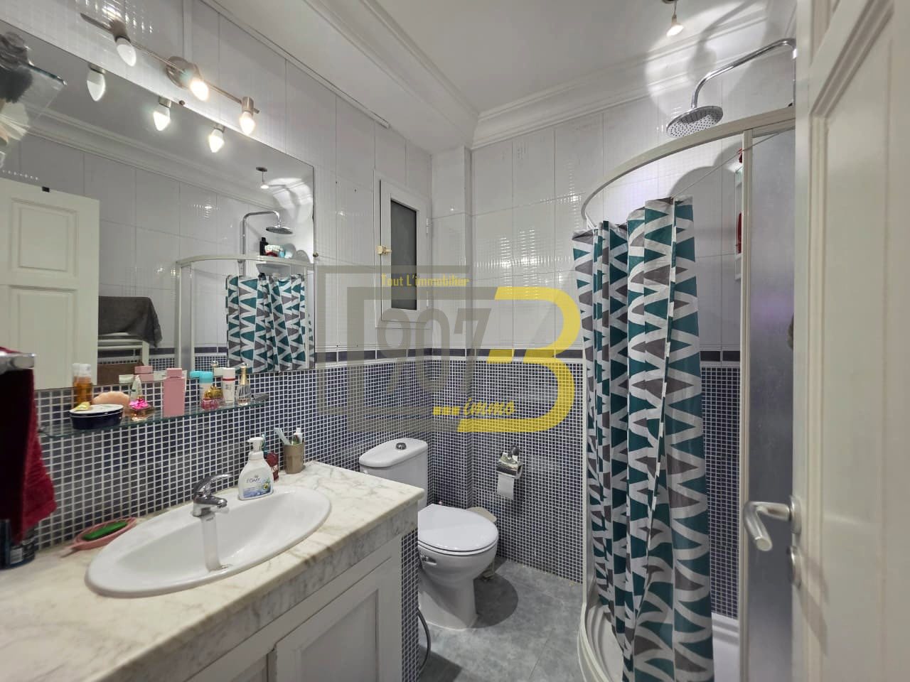 Ariana Ville Cite Ennasr 2 Vente Appart. 3 pices Un appartement s3  cit ennasr