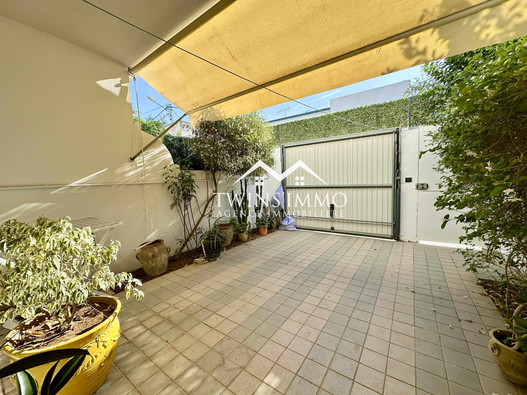 La Marsa Cite Du Stade Vente Duplex Duplex  la marsa