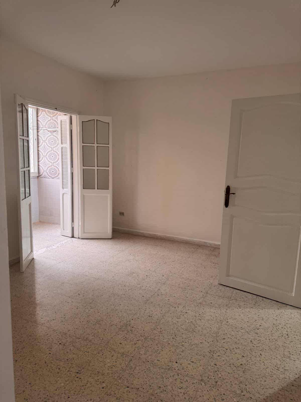 Ariana Ville Cite Ennouzha Vente Appart. 4 pices Appartement  cit enozha ariana