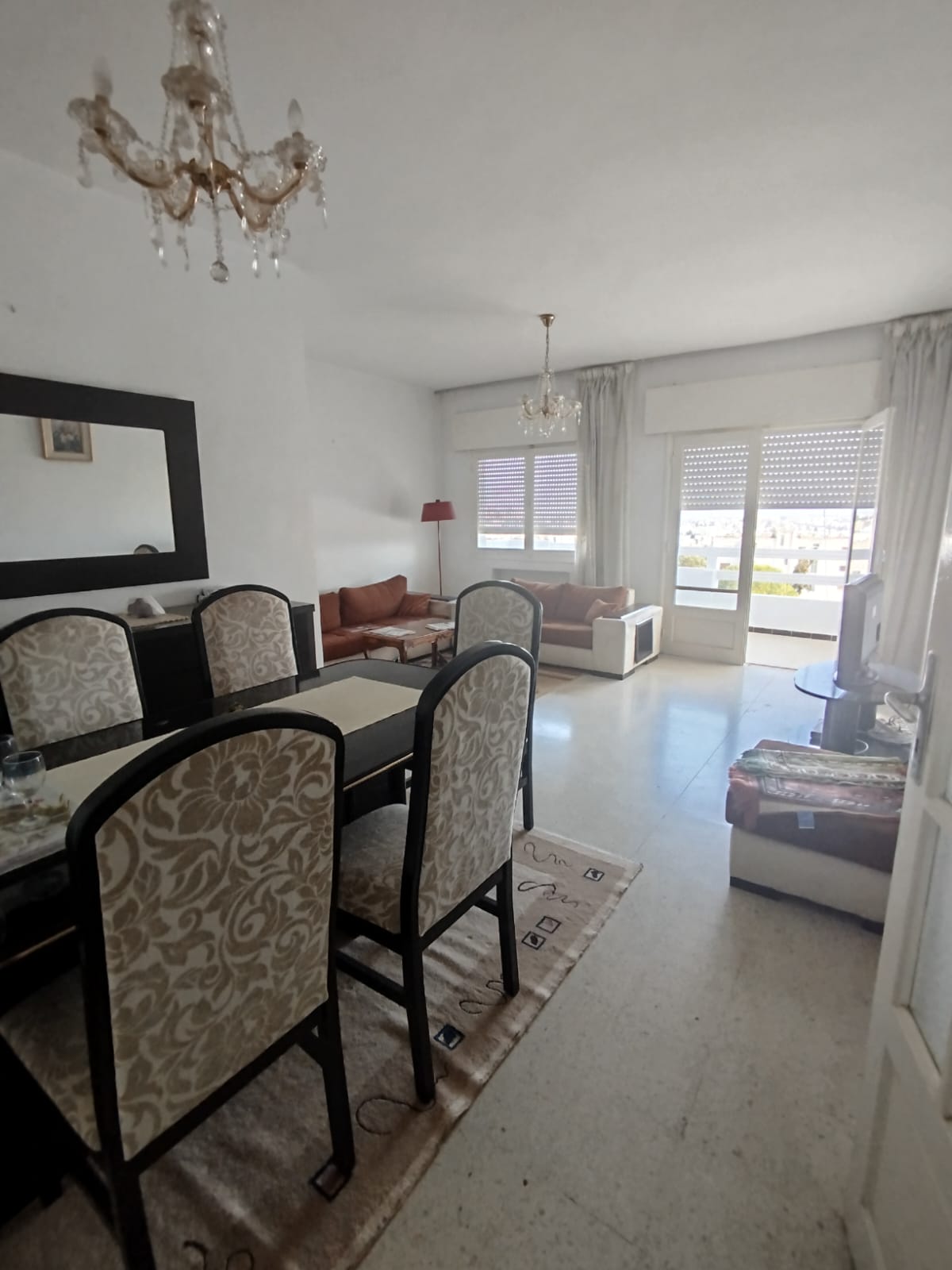 El Menzah El Manar 2 Vente Appart. 4 pices Av appartement s2  manar2