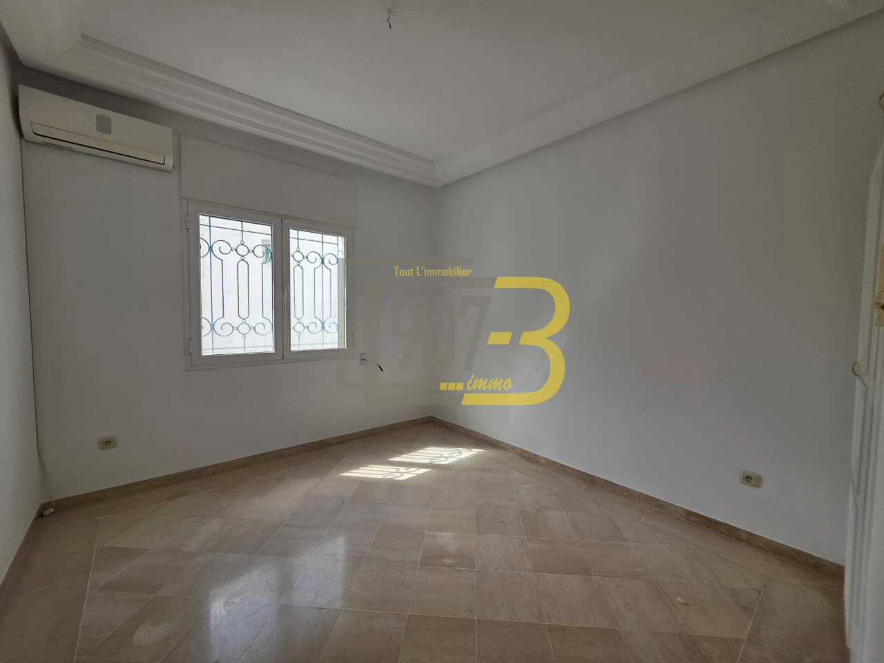 Ariana Ville Cite Ennasr 2 Vente Appart. 3 pices Appartement s3  cit ennasr