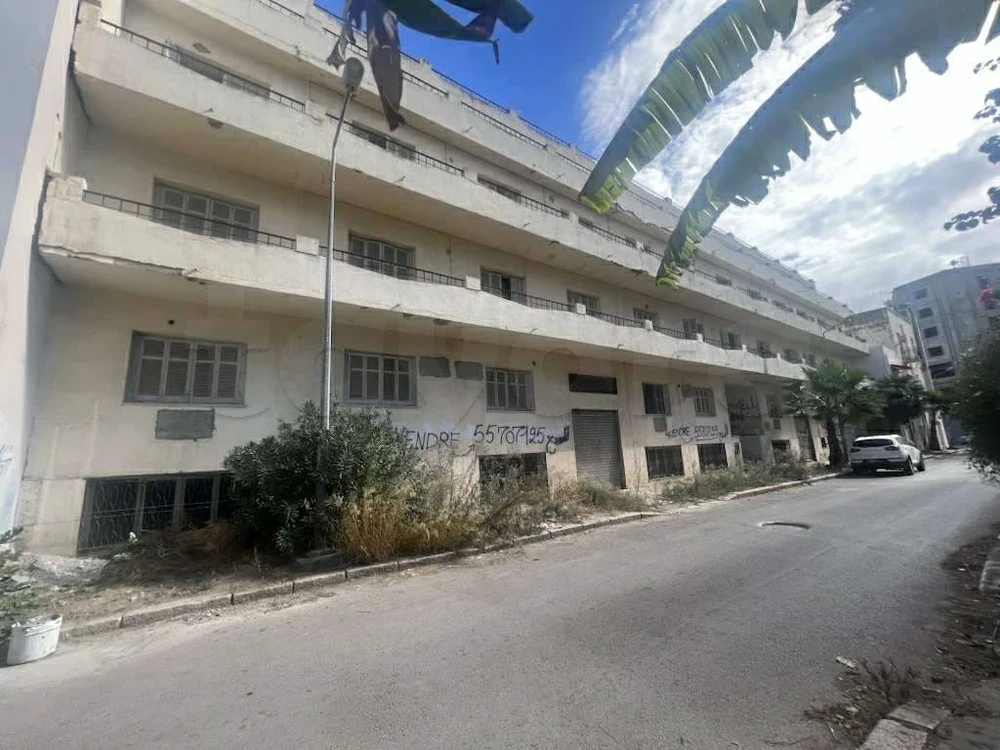 El Menzah Tunis Belvedere Vente Surfaces Btiment r3 899 metre