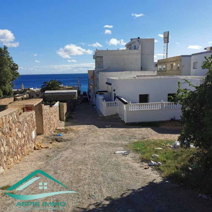 Kelibia Kelibia Vente Surfaces Vt780 terrain 290 m2 en face de fort kelibia