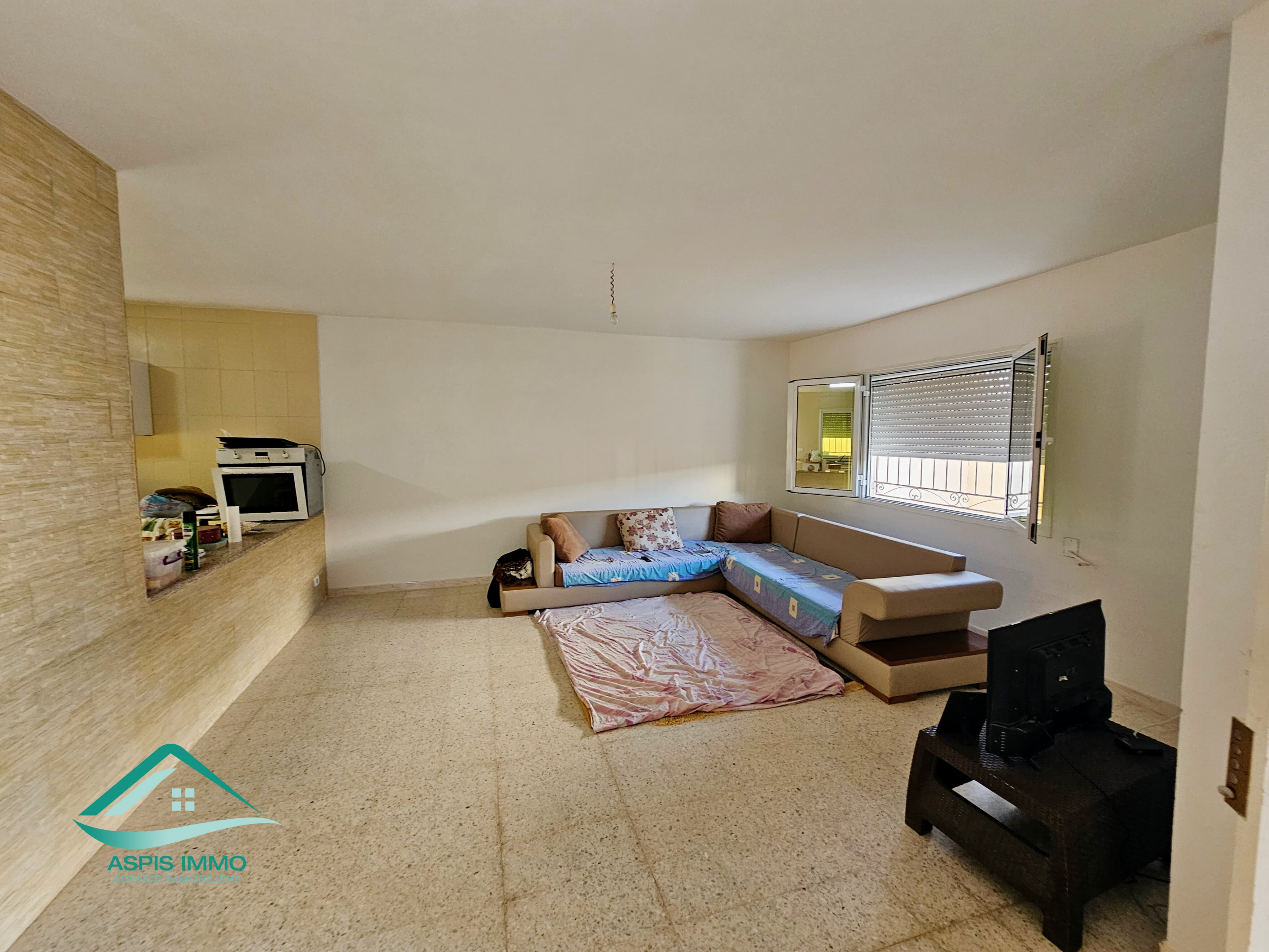 Hammam El Ghezaz Hammam El Ghezaz Vente Maisons Vt1000 maison  120 mtres de plage hammam ghzeez