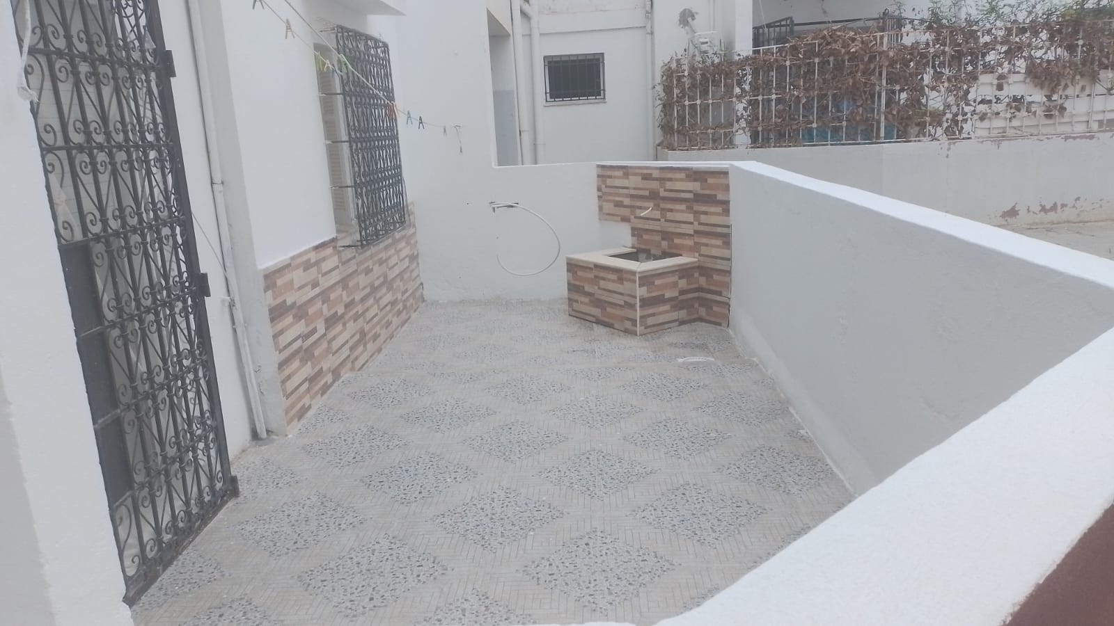 La Soukra&nbsp;Borj Louzir&nbsp;Vente&nbsp;Appart. 3 pi�ces&nbsp;Un joli appart s2