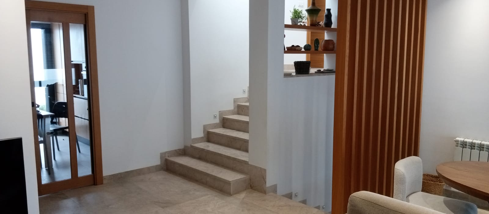 Mnihla Jardins d'el Menzah Vente Maisons Villa moderne haut standing avec piscine