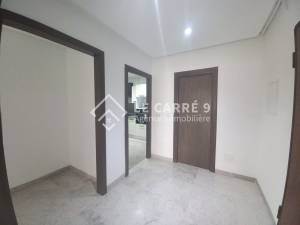 La Marsa El Aouina Vente Appart. 1 pice S2 de 135m2  laouina