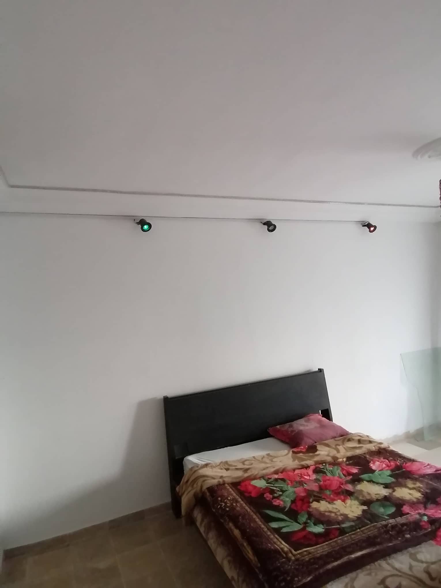 La Marsa El Aouina Vente Appart. 4 pices Apprtement   splus 3  cit el wahat