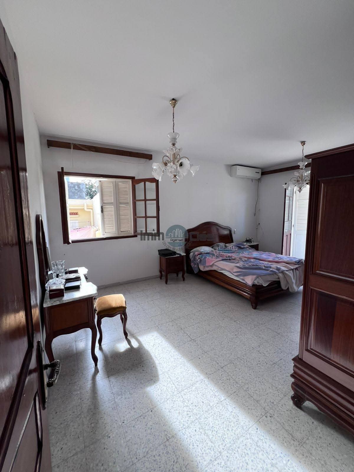 Bizerte Nord Bizerte Vente Appart. 4 pices Propre et vaste appartement