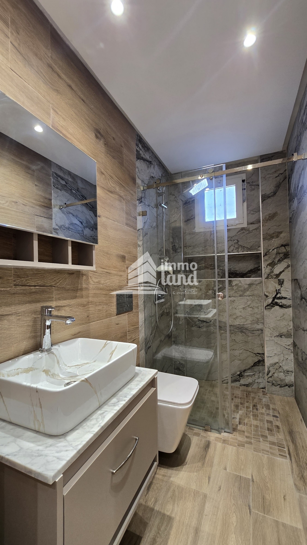 La Marsa&nbsp;Gammart&nbsp;Vente&nbsp;Appart. 3 pi�ces&nbsp;Appartement s3 jamais habit� � gammarth