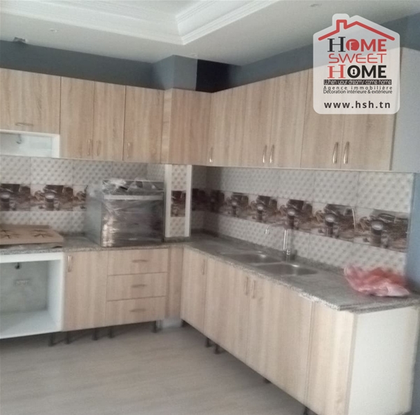 La Marsa Gammart Vente Appart. 5 pices+ Immeuble invest flavia  gammarth