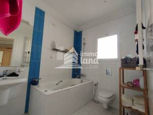 Mnihla Jardins d'el Menzah Vente Appart. 1 pice Triplex avec piscine aux  jardins del