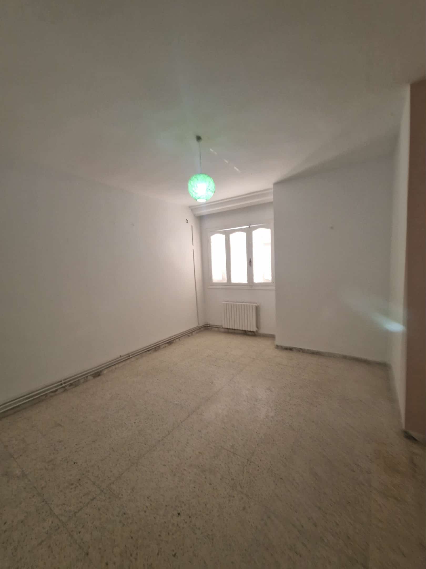 Ariana Ville Cite Ennasr 2 Location Appart. 3 pices S2 cot ren descartes