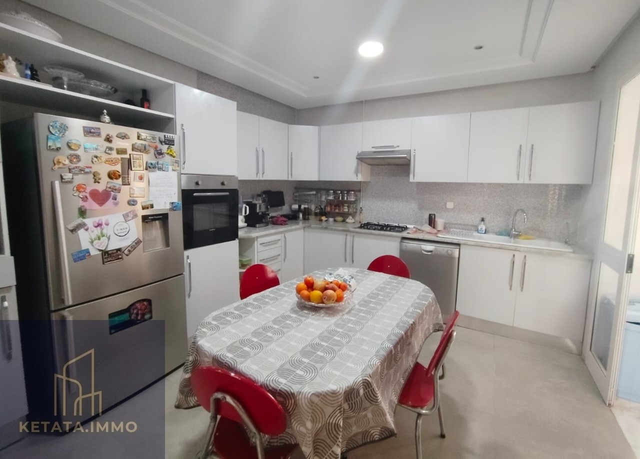 La Soukra La Soukra Vente Appart. 4 pices Soukra park vnt s3 st028