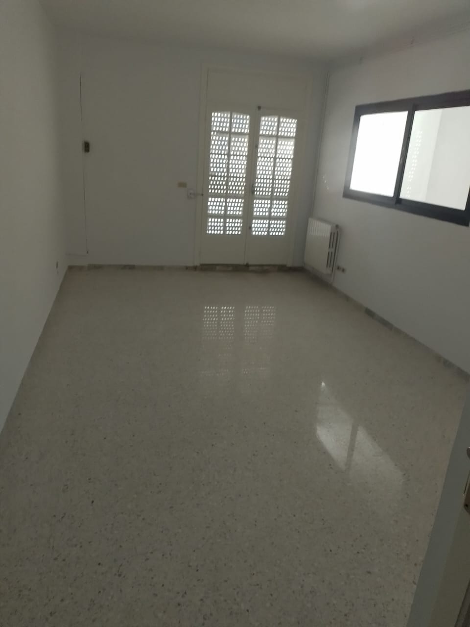 Bab Bhar Bab Bhar Location Appart. 5 pices+ Appartement