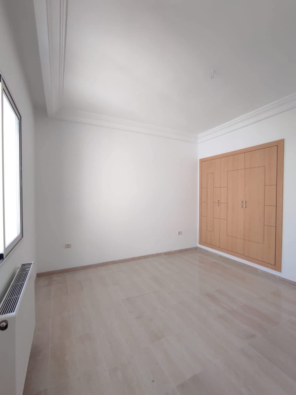 Ariana Ville Cite Ennasr 1 Vente Appart. 4 pices S3 de haut standing 430 md a ennasr 1