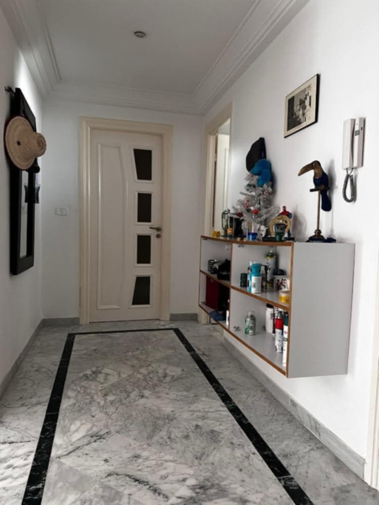 La Soukra La Soukra Vente Appart. 4 pices Spacieux se a la soukra