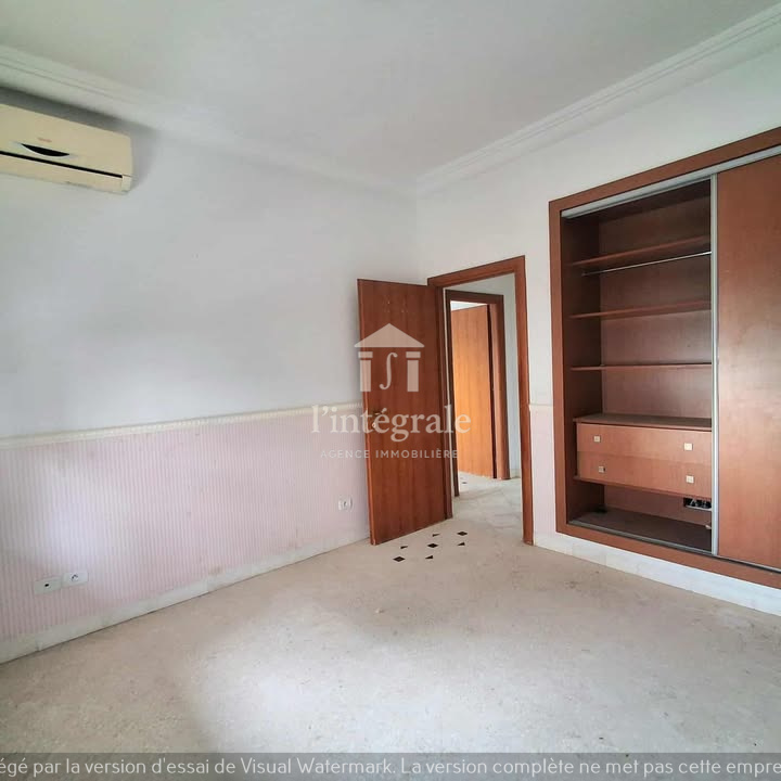 Ariana Ville Cite Ennasr 2 Vente Appart. 3 pices S2 avec place de parking sous sol