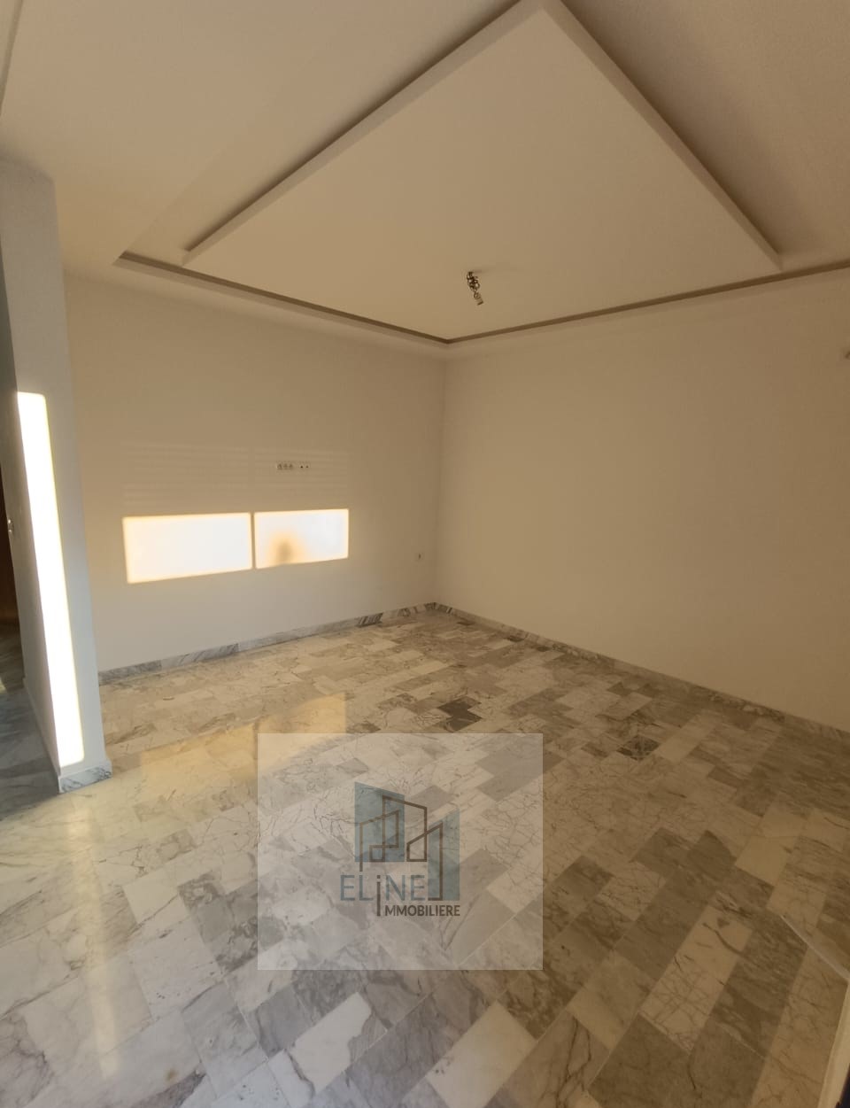 La Soukra&nbsp;La Soukra&nbsp;Vente&nbsp;Appart. 2 pi�ces&nbsp;Deux appts s plus 2 a dar fadhal