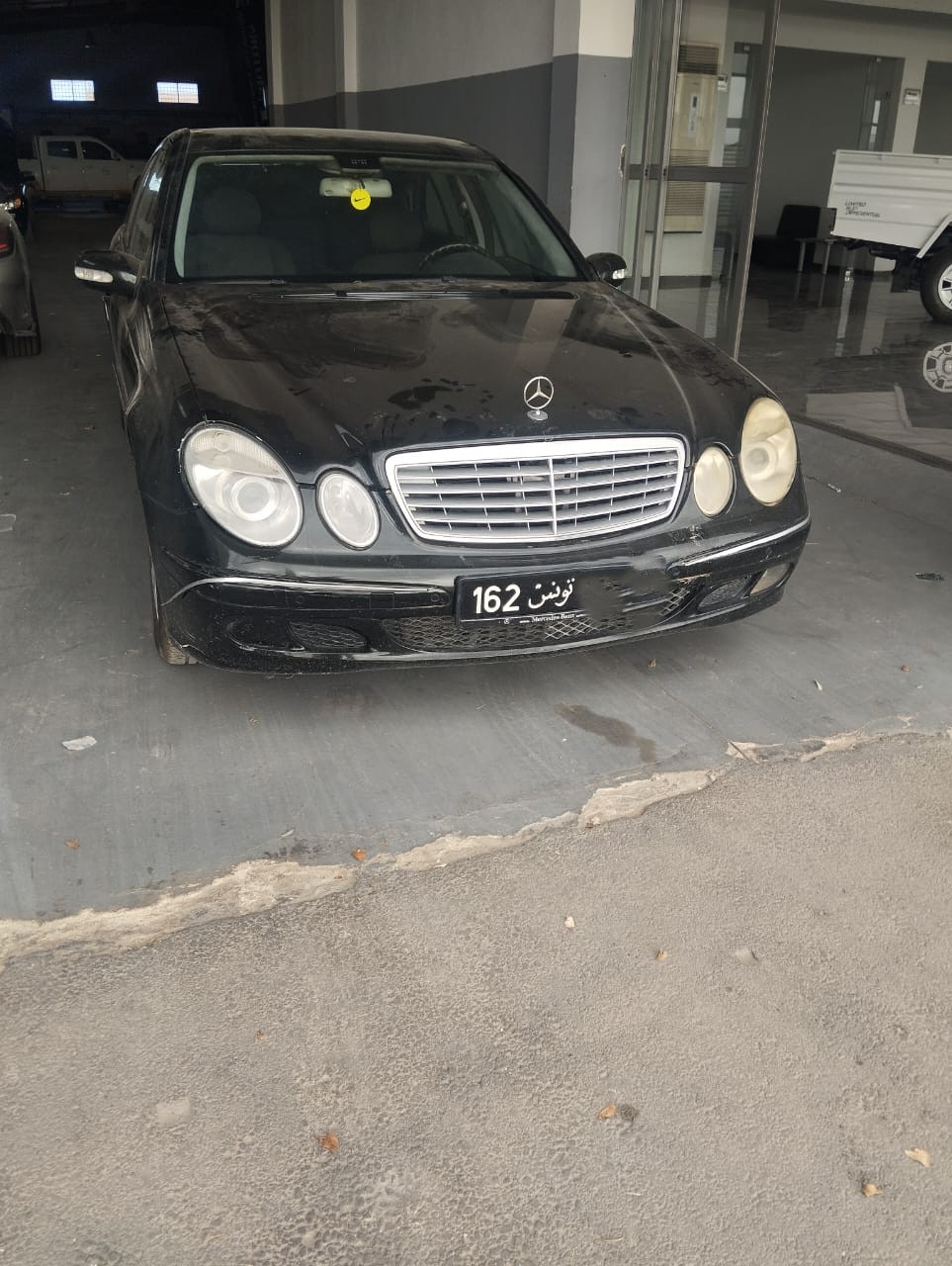 Gabes Medina Gabes Mercedes 220 Mercedes e220