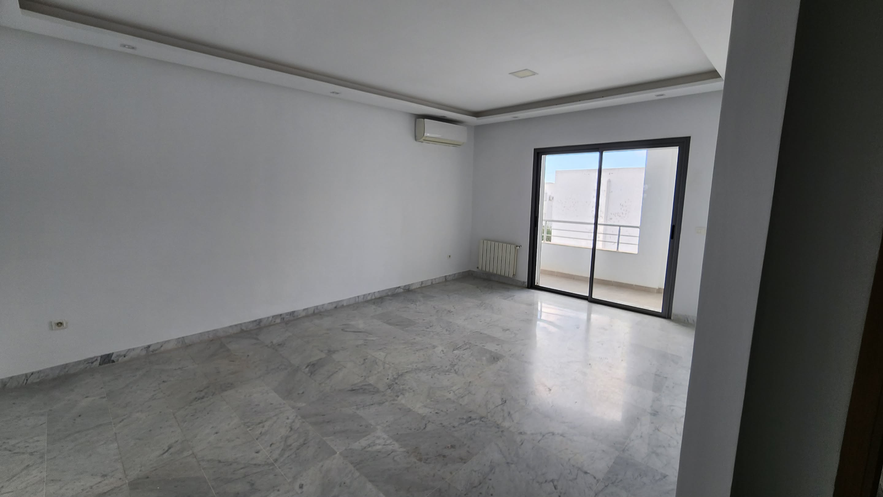 La Marsa&nbsp;El Aouina&nbsp;Vente&nbsp;Appart. 3 pi�ces&nbsp;Appart s3 rue du parc soukra